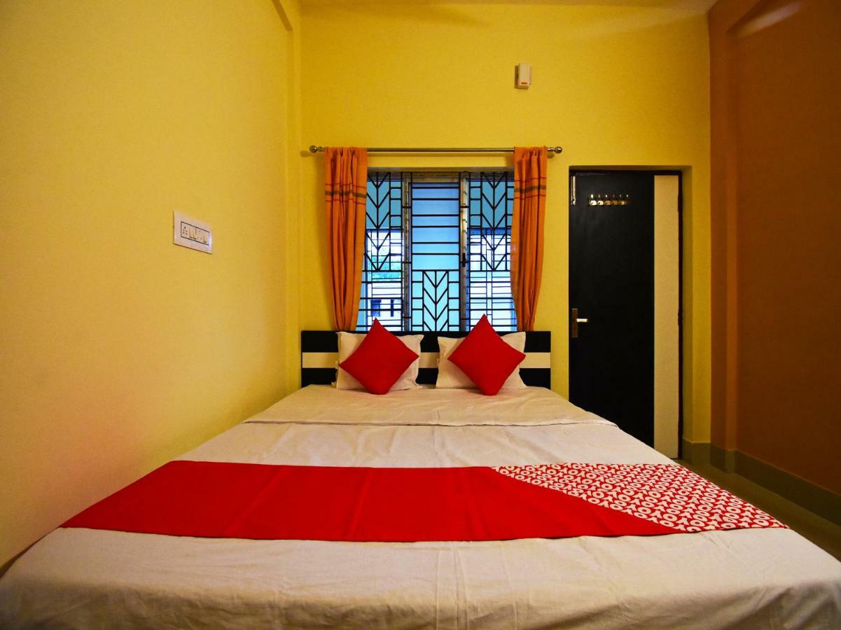 Oyo 43926 Sanchari Atithi Nivas Hotel Bolpur Exterior foto