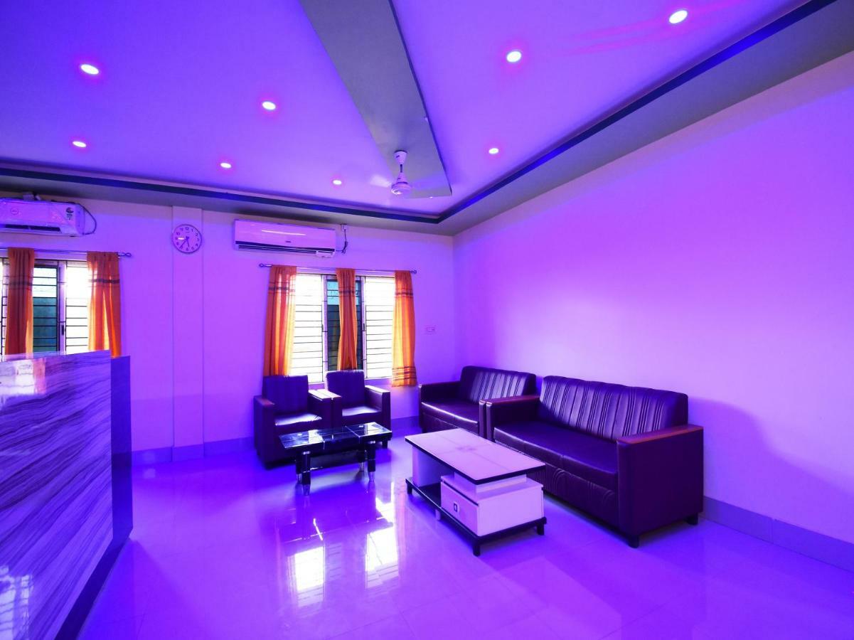 Oyo 43926 Sanchari Atithi Nivas Hotel Bolpur Exterior foto
